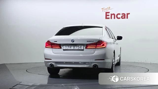 BMW 5 Series (G30) id 4557770 из Кореи 14