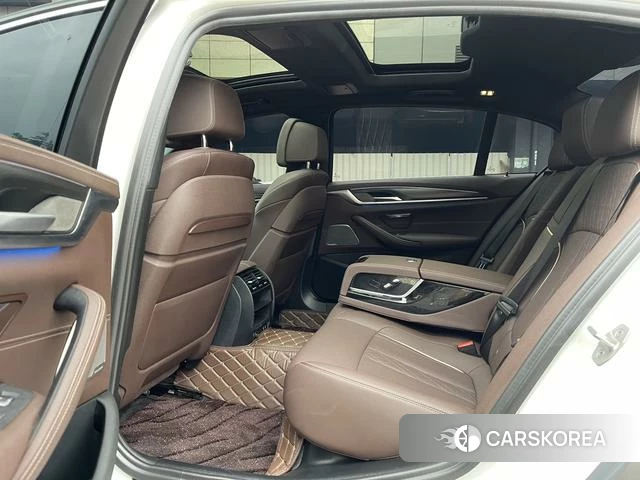 BMW 5 series PHEV id 4278436 из Китая 12