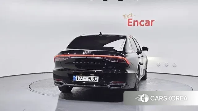 Hyundai The New Grandeur IG Hybrid id 3453590 из Кореи 14