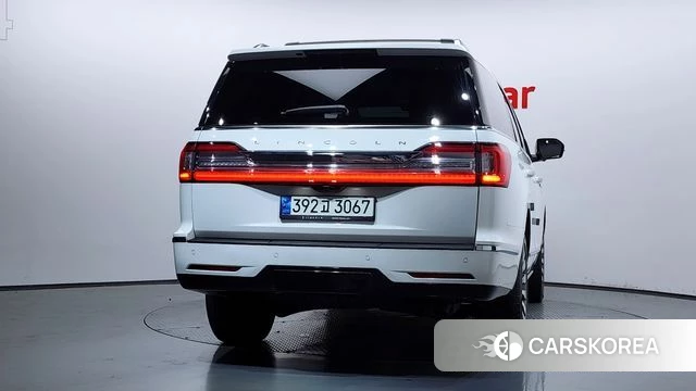 Lincoln Navigator 4th generation id 4344490 из Кореи 34