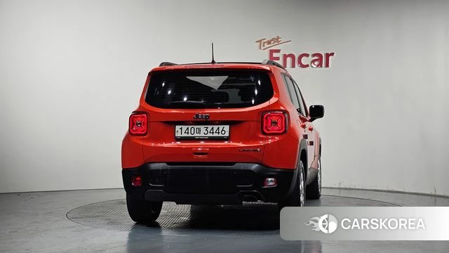 Jeep Renegade id 4625505 из Кореи 26