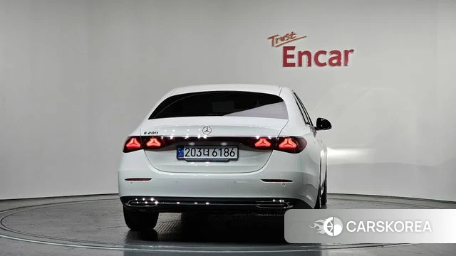 Mercedes-Benz E-Class W214 id 3831427 из Кореи 14
