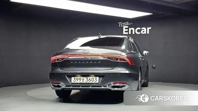 Hyundai The New Grandeur IG id 4604215 из Кореи 24