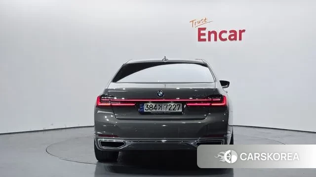 BMW 7 Series (G11) id 3383929 из Кореи 14