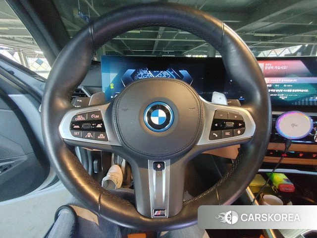 BMW 3 Series (G20) 2023 Серебристо-серый из Кореи, фото 4