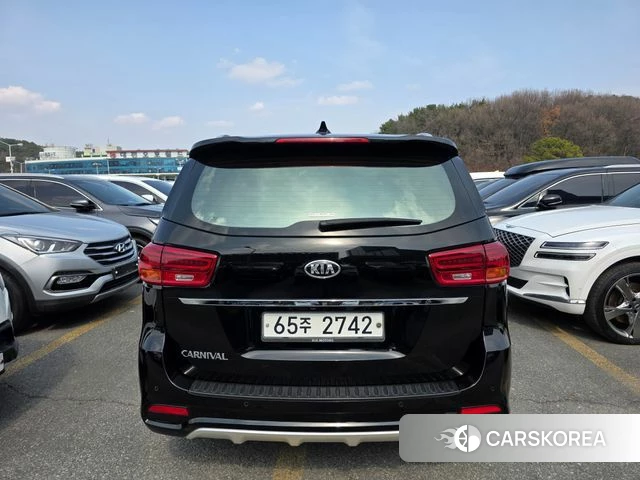 Kia The New Carnival id 4420604 из Кореи 14