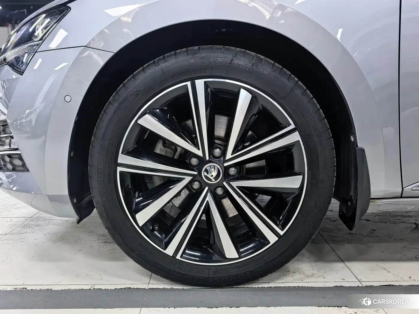 Skoda Superb id 4653951 из Китая 19