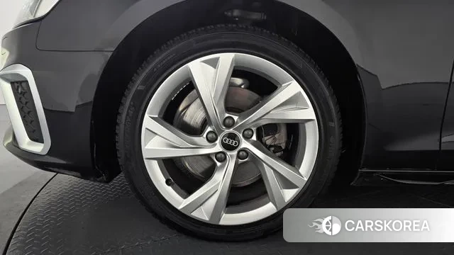 Audi A4 (B9) id 3343211 из Кореи 14