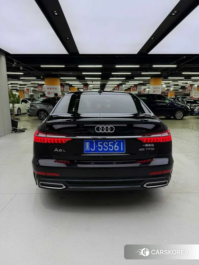 Audi A6L 2021 Черный из Китая, фото 4
