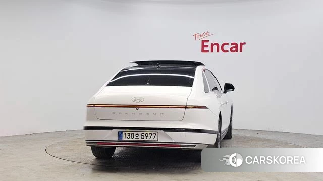 Hyundai Grandeur Hybrid (GN7) id 3817809 из Кореи 14