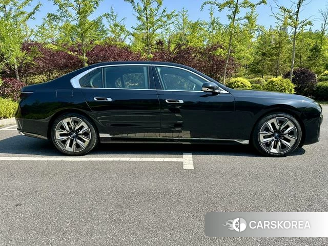 BMW 7 series id 4258748 из Китая 33