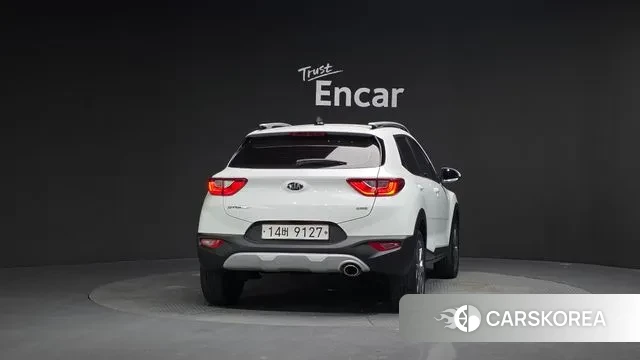 Kia Stonic id 3736820 из Кореи 14