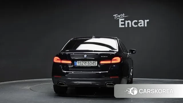 BMW 5 Series (G30) id 3468312 из Кореи 14