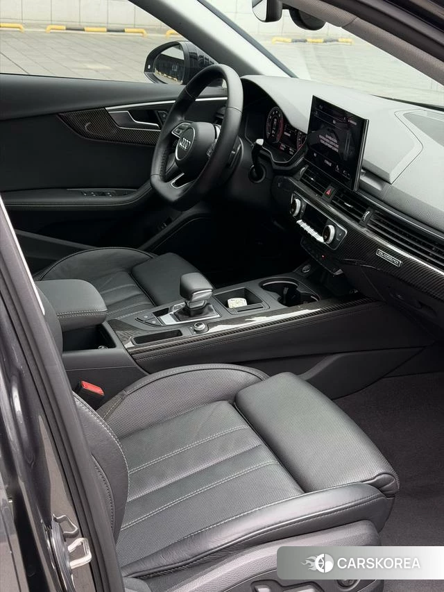 Audi A4L id 4300819 из Китая 10