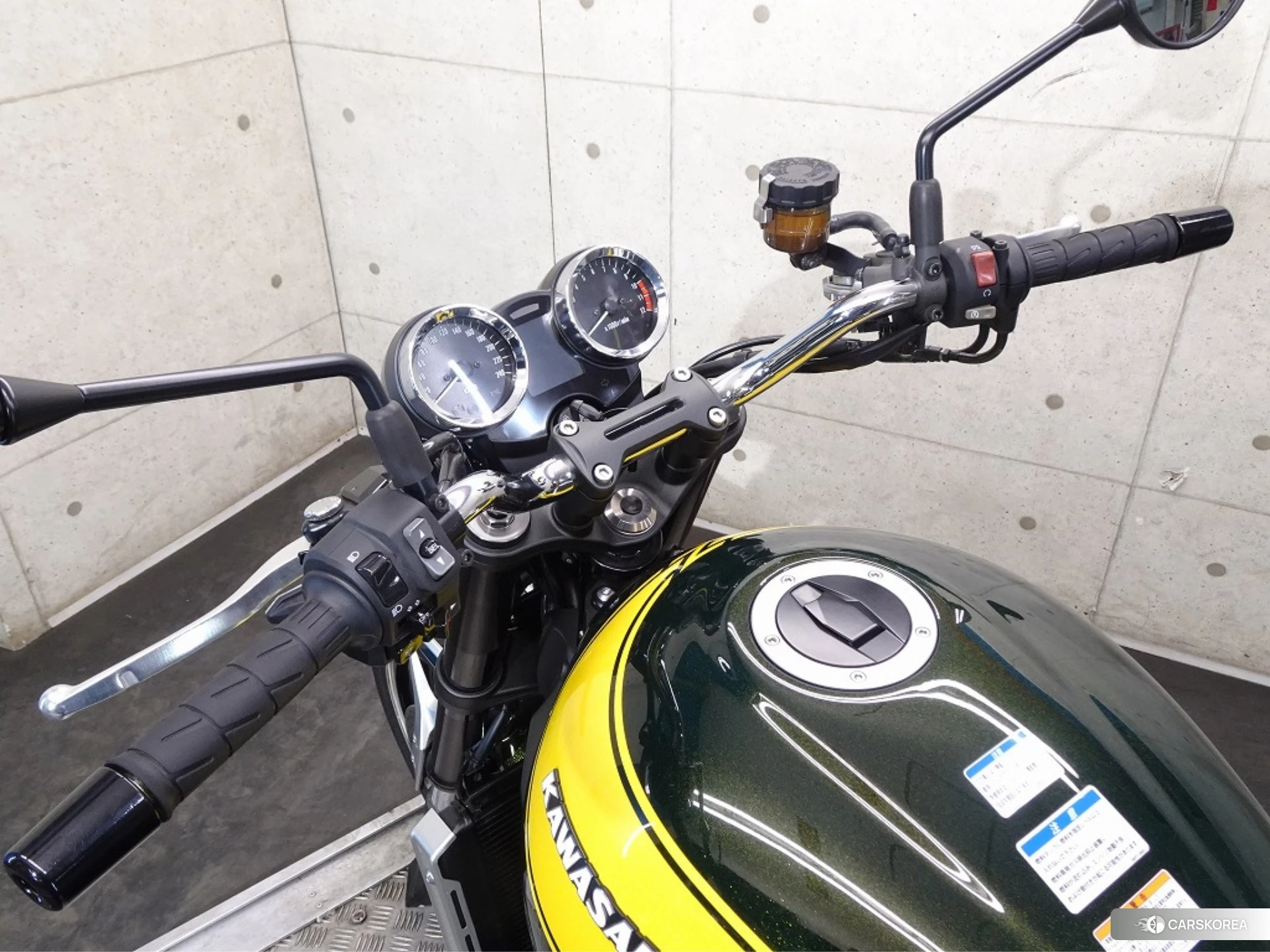 Kawasaki Z900RS id 3948914 из Японии 25