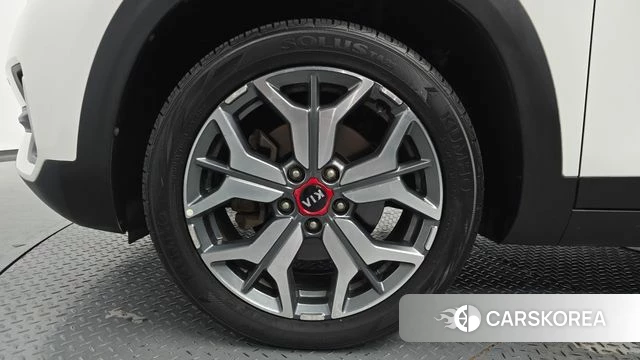 Kia Seltos id 4429823 из Кореи 28