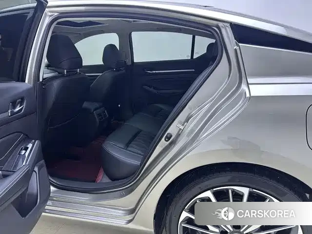 Nissan Altima id 4607059 из Китая 14