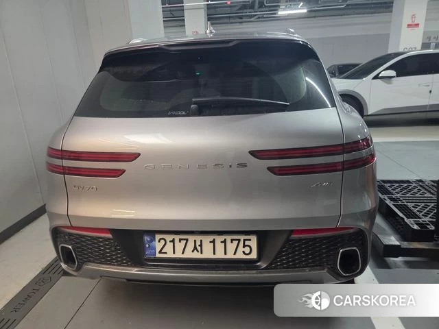 Genesis GV70 2023 Серебристо-серый из Кореи, фото 4