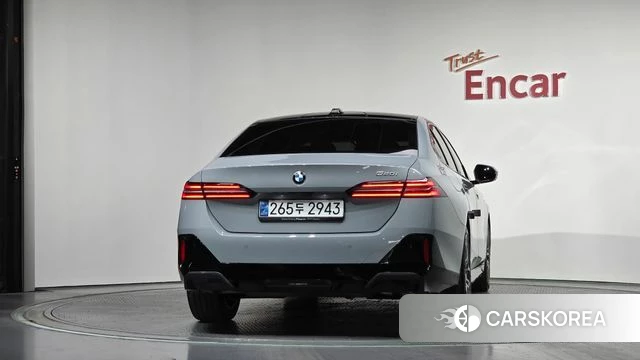 BMW 5 Series (G60) id 4381384 из Кореи 30
