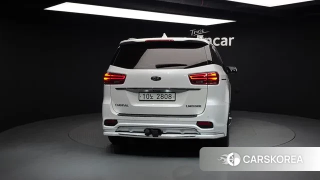 Kia The New Carnival id 3698827 из Кореи 14