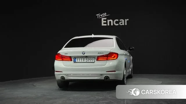 BMW 5 Series (G30) id 3617193 из Кореи 14