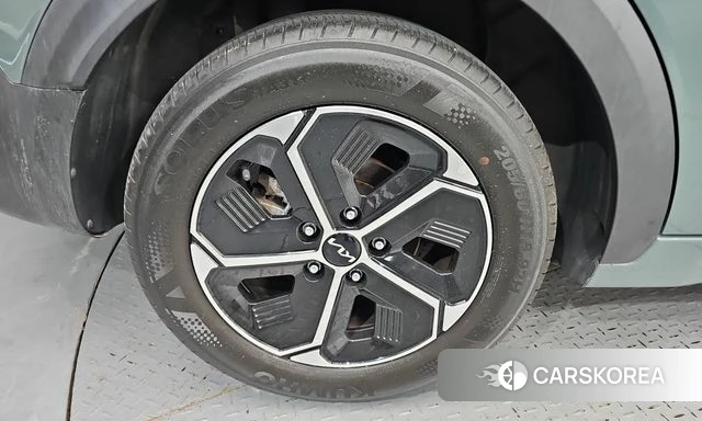 Kia Di Ol Nu Niro id 4936066 из Кореи 28