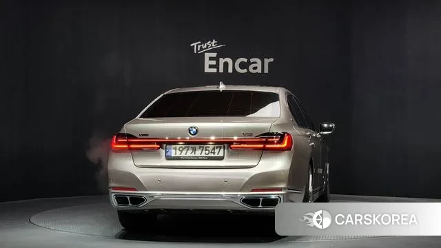 BMW 7 Series (G11) id 3479062 из Кореи 14