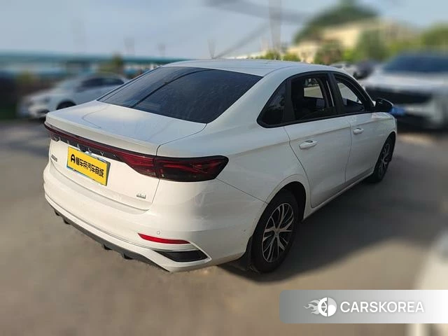 Geely Automobile Emgrand 2026 Белый из Китая, фото 4