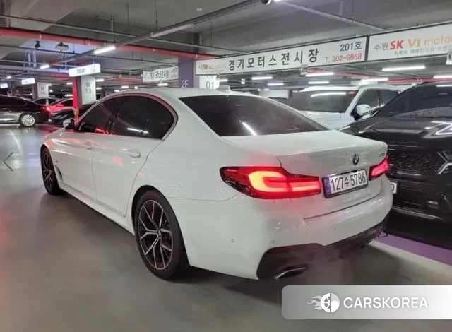 BMW 5 Series (G30) id 3468276 из Кореи 14