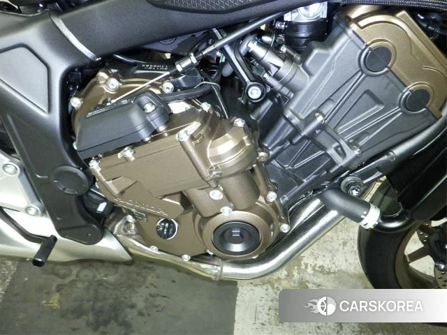 Engine photo