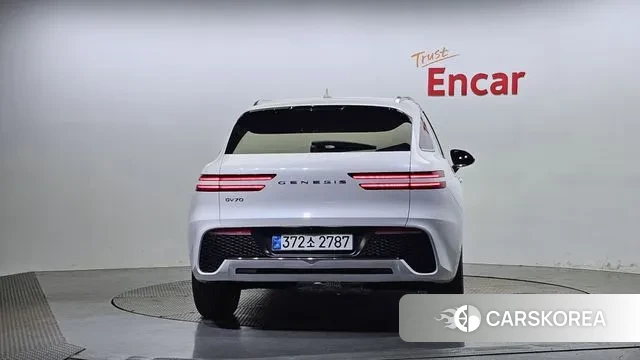 Genesis GV70 id 3185825 из Кореи 14