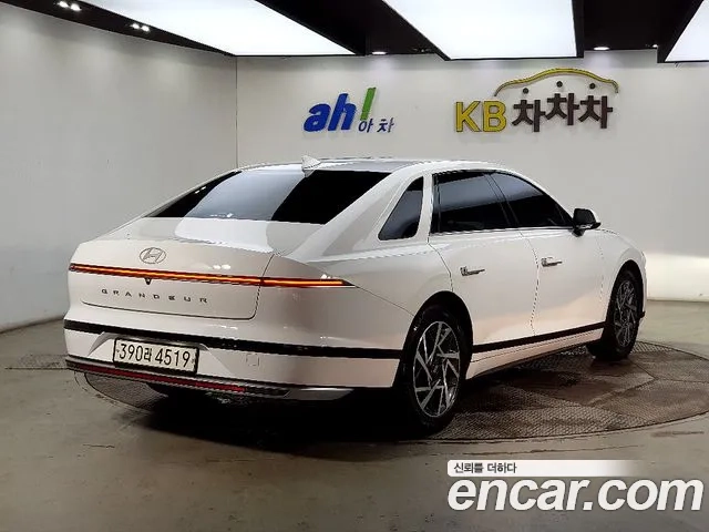 Hyundai Grandeur (GN7) id 2872536 из Кореи 14