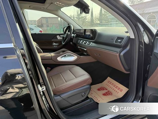 Mercedes-Benz GLE (import) 2024 Черный из Китая, фото 4