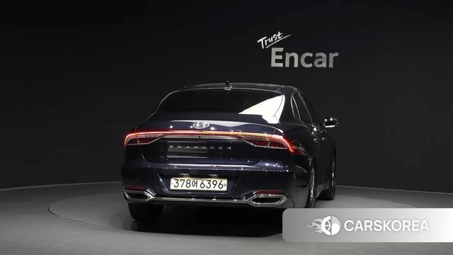 Hyundai The New Grandeur IG id 4535988 из Кореи 28
