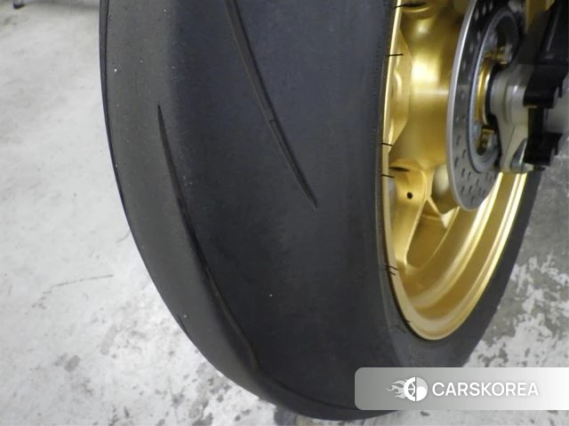 Honda CBR1000RR-R FIREBLADE SP id 4184963 из Японии 28