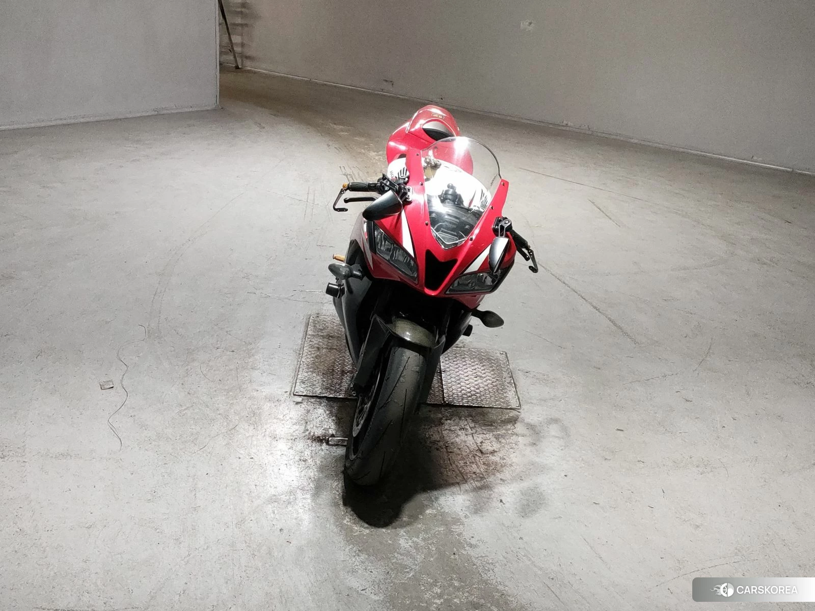 Проданный Honda CBR600RR id 4193768 из Японии, фото 2