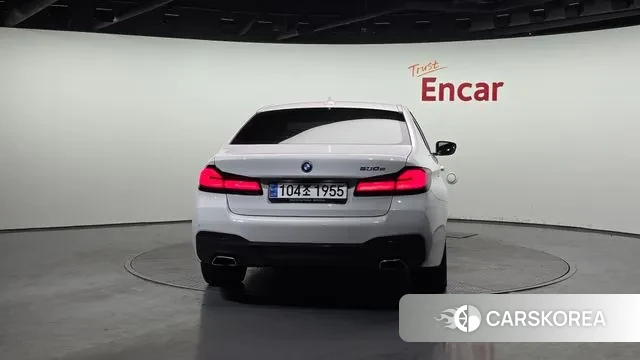 BMW 5 Series (G30) id 3681013 из Кореи 14