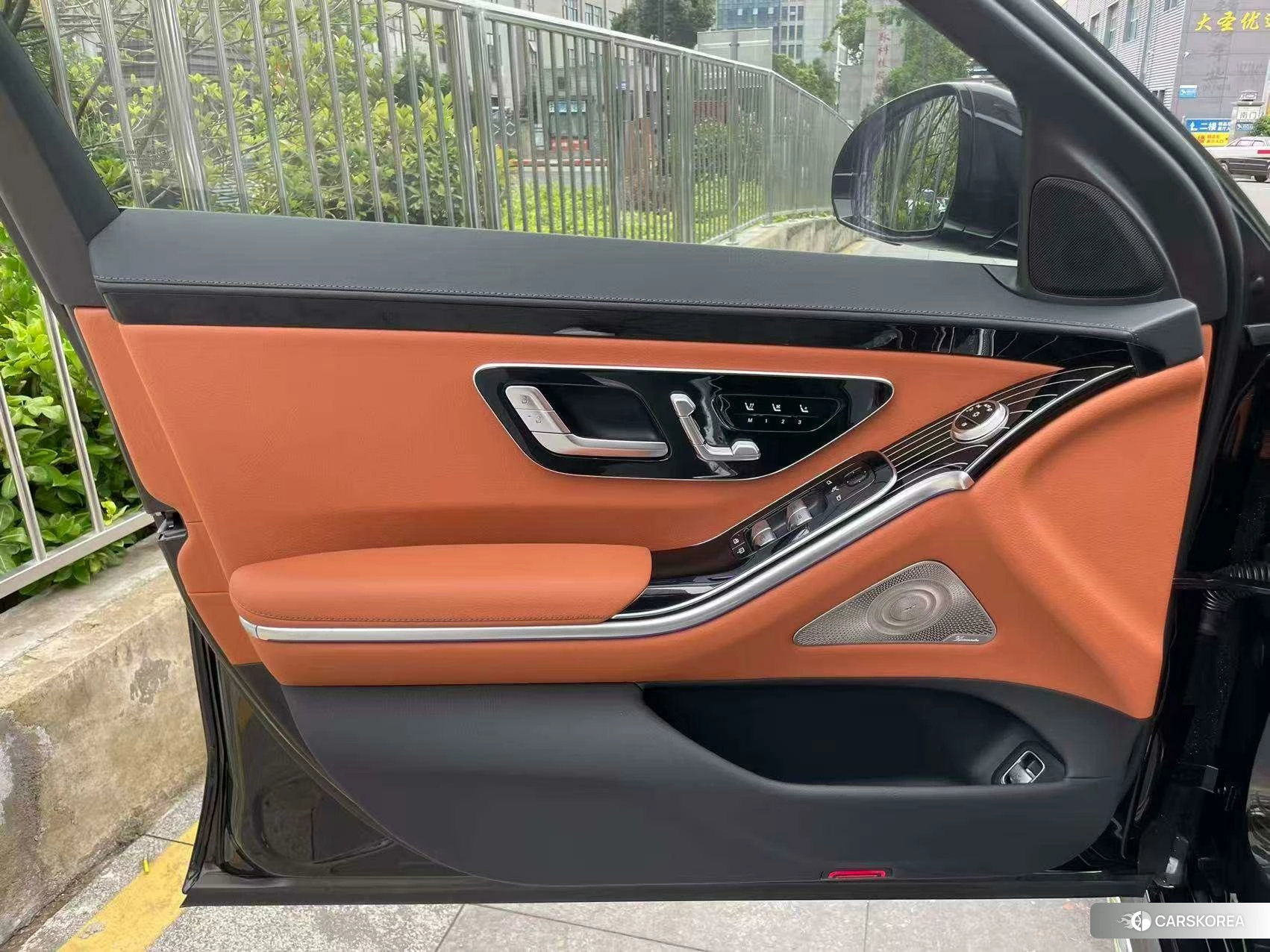 Mercedes-Benz S-class id 4486349 из Китая 18