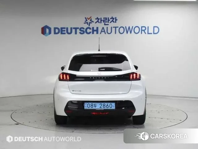 Peugeot e-208 second Generation id 3104857 из Кореи 14