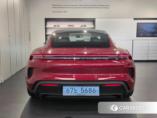 Porsche Taycan id 4559974 из Кореи 14