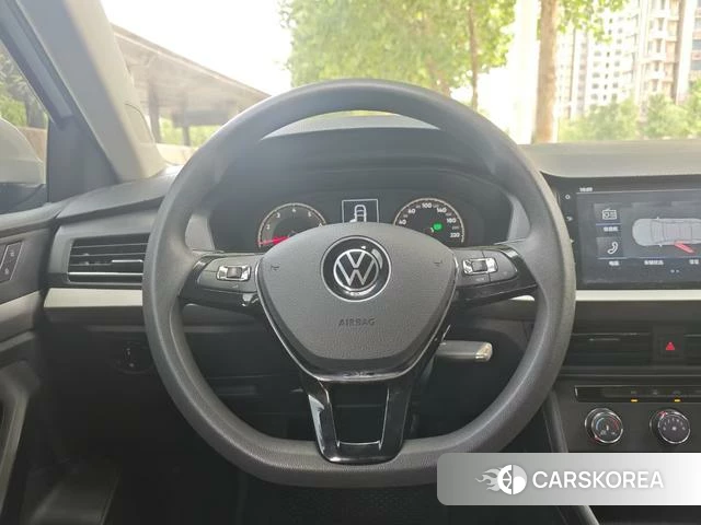 Volkswagen Lavida 2022 Белый из Китая, фото 4