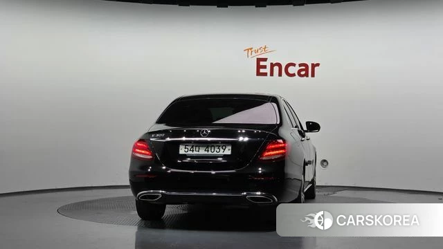 Mercedes-Benz E-Class W213 id 4873282 из Кореи 30