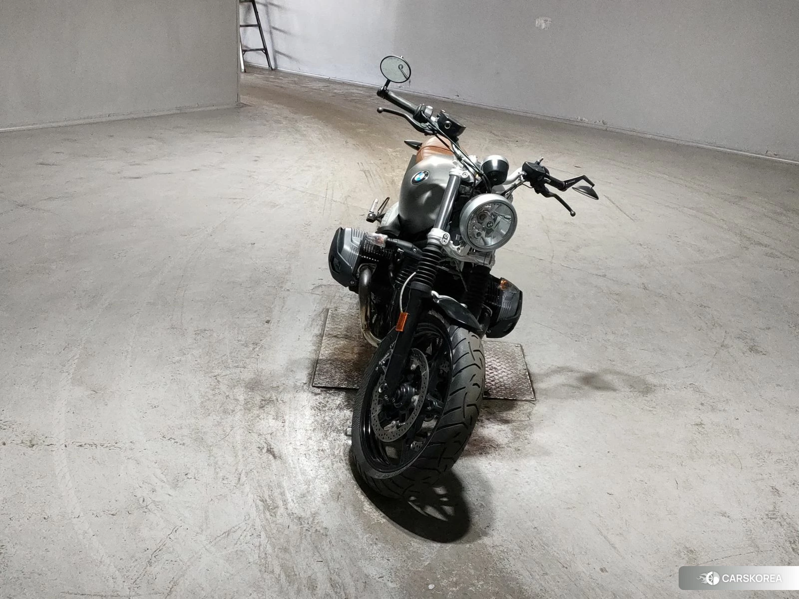 Проданный BMW R NINE T SCRAMBLER 2017 из Японии