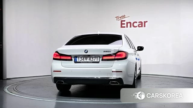 BMW 5 Series (G30) id 4784418 из Кореи 27