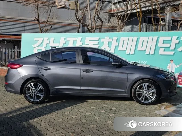 Hyundai Avante AD id 3737098 из Кореи 14