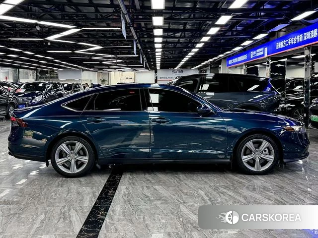 Honda Accord PHEV id 4333498 из Китая 10