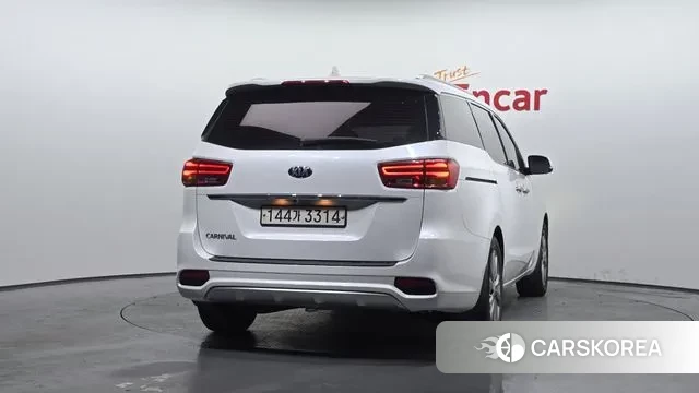 Kia The New Carnival id 3480331 из Кореи 14