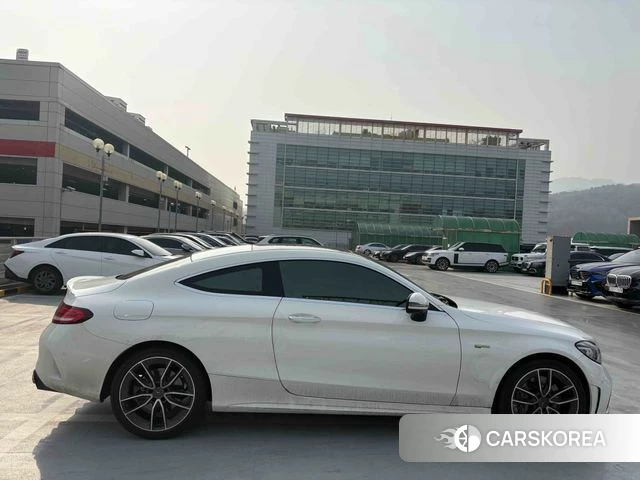 Mercedes-Benz C-Class W205 2021 Белый из Кореи, фото 4