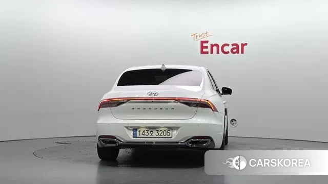 Hyundai The New Grandeur IG id 3411507 из Кореи 14