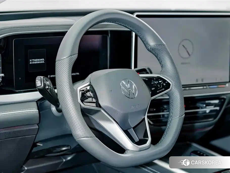 Volkswagen Passat id 4576759 из Китая 22